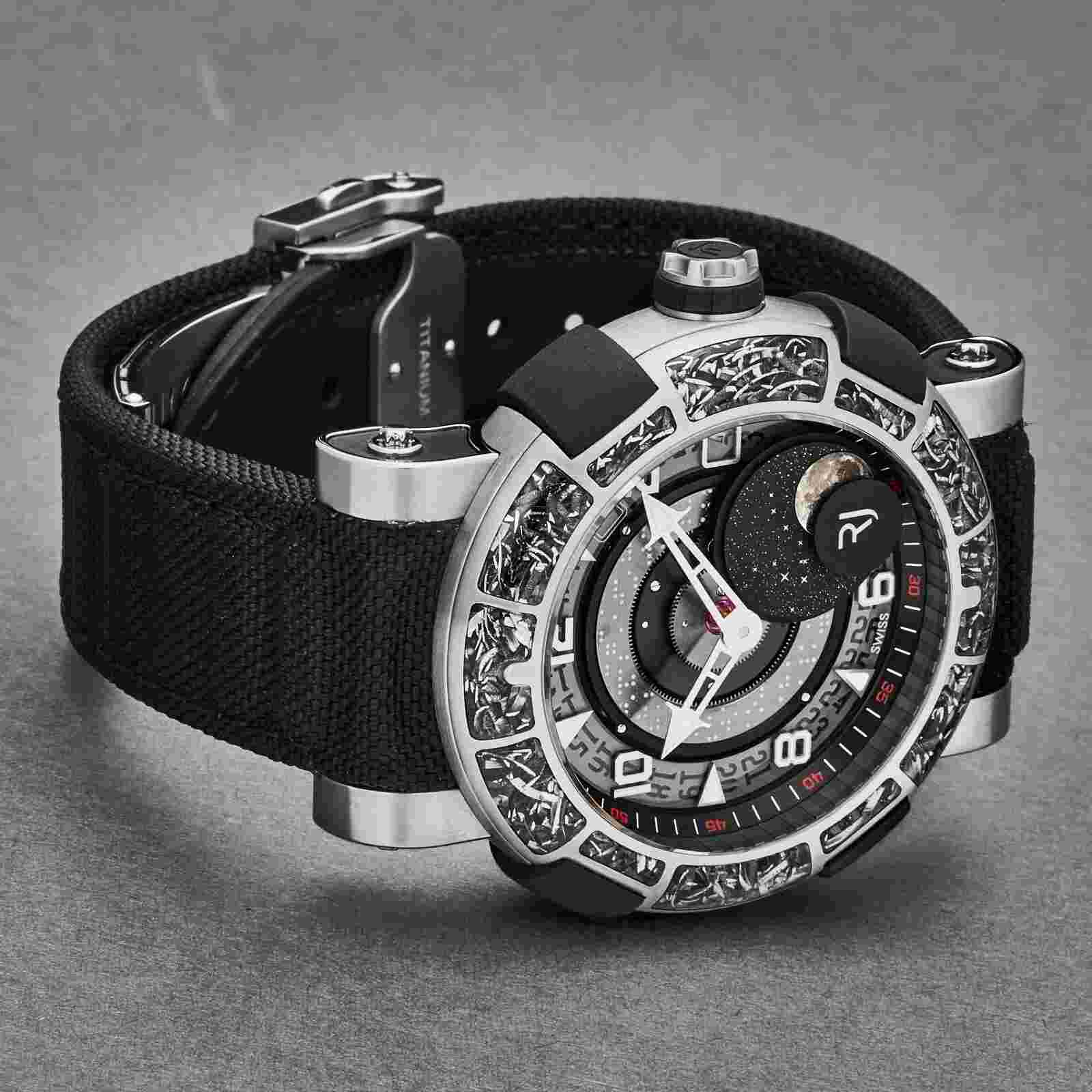 Romain Jerome 'Arraw 6919' Titanium Moon Phase Dial 1S45L.TZTR.8023.PR.ASN19
