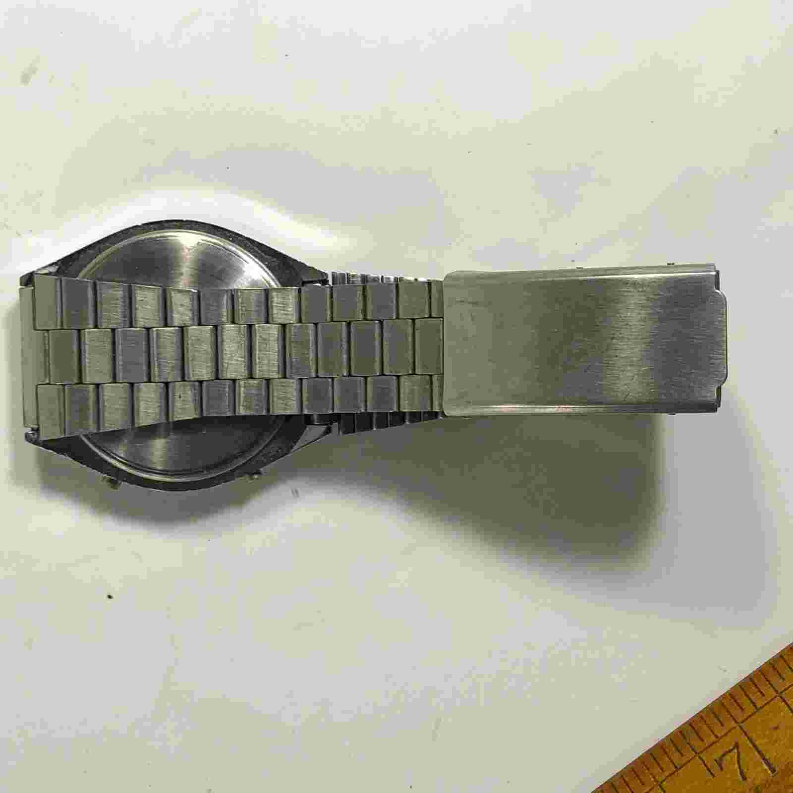 Delphi 2 Digital Quartz watch II wristwatch Jewelry
