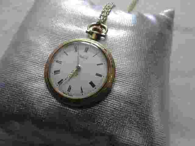 Vintage Swiss Made Kelbert Mechanical Wind Up Necklace Pendant Watch