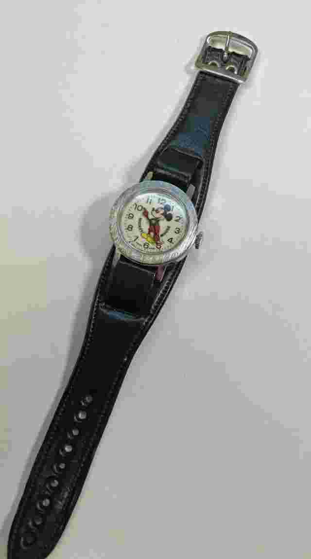 Rare Vintage Bradley Mickey Mouse watch (AF0071)