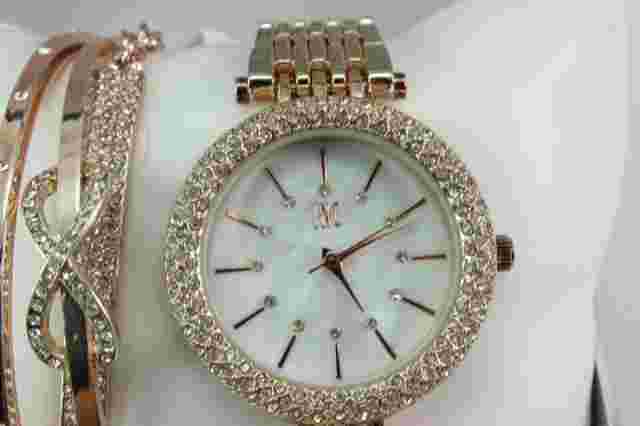 INC Crystal Bezel Stainless Steel Womens Watch & 3 Bracelets IN002RG FS!