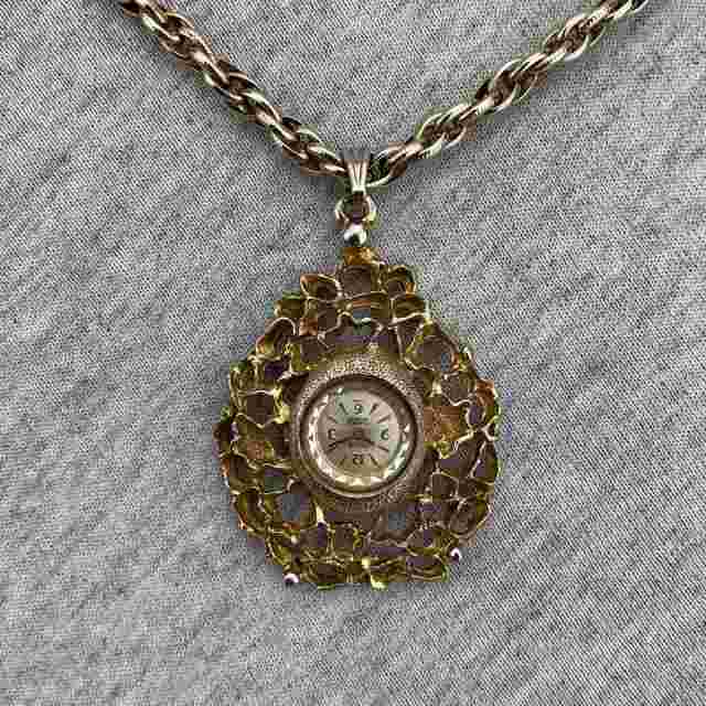 Vintage Pendant Watch Ladies Clebar Ocean Sea Coral Starfish Sara Coventry Chain