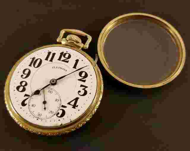 Antique Illinois Sangamo Pocket Watch 23 Ruby Jewels 16 Size S/N 2470496 Ca.1912