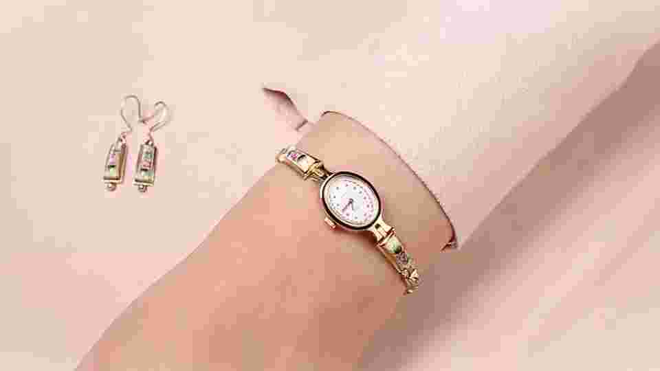 Women's watch CHAYKA with a floral enamel bracelet and earrings Soviet watch