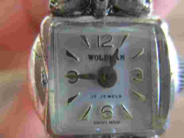 WOMENS WOLDMAN  SWISS MADE WATCH 17 JEWELS