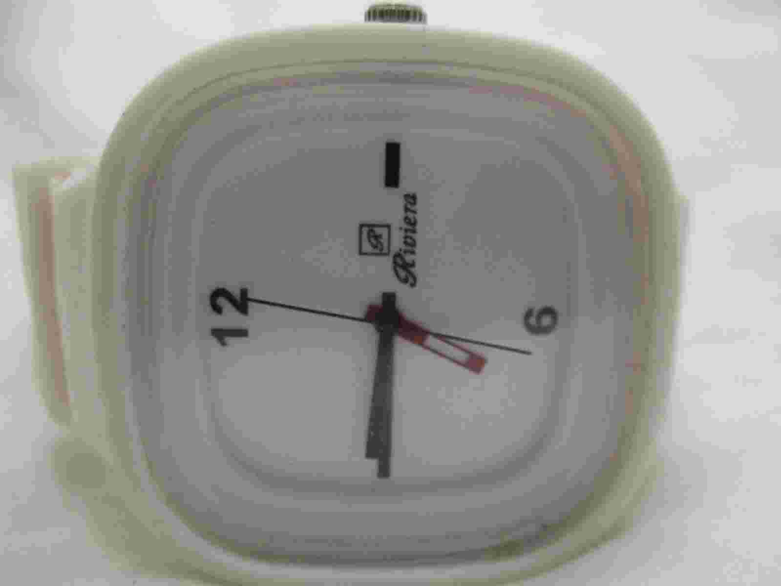 Riviera Analog Wristwatch White Buckle Band Square Shaped Face