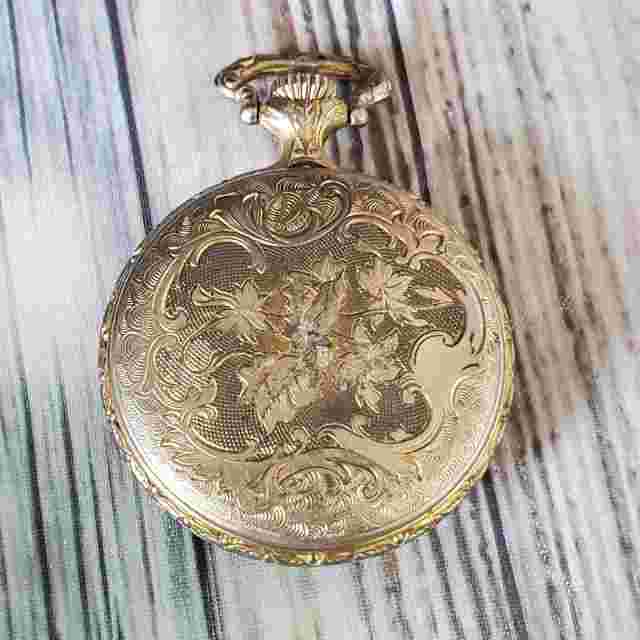 Vtg  Ever Swiss Pocket Watch 17 Jewel Hunting Scene Hunter Dogs For Parts Repair