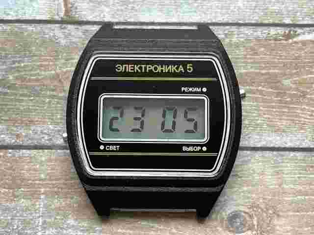 Elektronika 5 (29391) Digital Wrist Watch Original Vintage 1980s Made in USSR