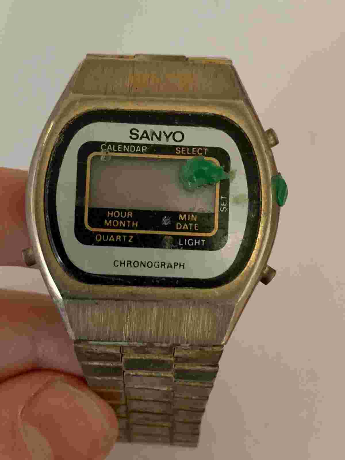 VINTAGE SANYO ALARM CHRONOGRAPH DIGITAL WRIST WATCH AS IS