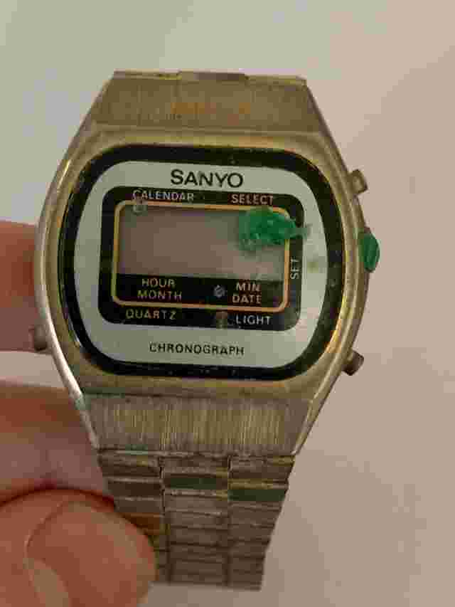 VINTAGE SANYO ALARM CHRONOGRAPH DIGITAL WRIST WATCH AS IS