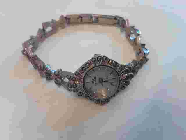 "Cenere" Marcasite Quartz Analog Ladies Watch #721