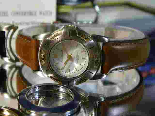 Women's Eddie Bauer 12 in 1 Quick Change Watch 100' Water Resist 2 Year Warranty