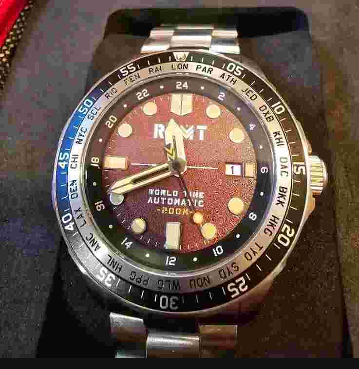 Rgmt Gray Continental Mens Automatic Diver Watch Rg-8024-66 With Wallet
