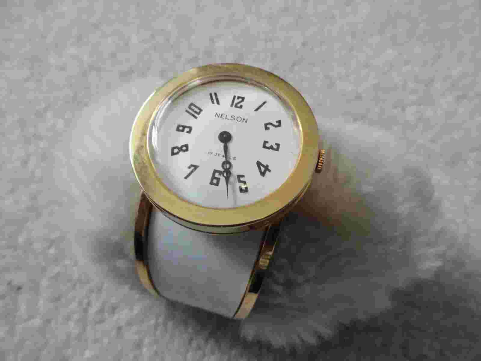 Vintage Nelson 17 Jewels Ladies Wind Up Watch