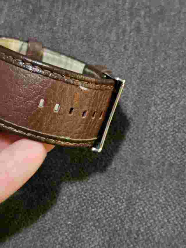 Arnette Watch Unisex 27mm Silver Tone Square 50M Leather Cuff Band.