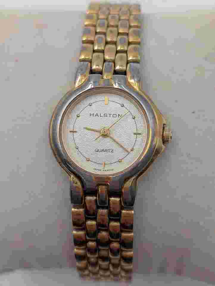 Halston Ladies Wristwatch Dual Tone Silver/Gold Analog Quartz Watch - Untested!