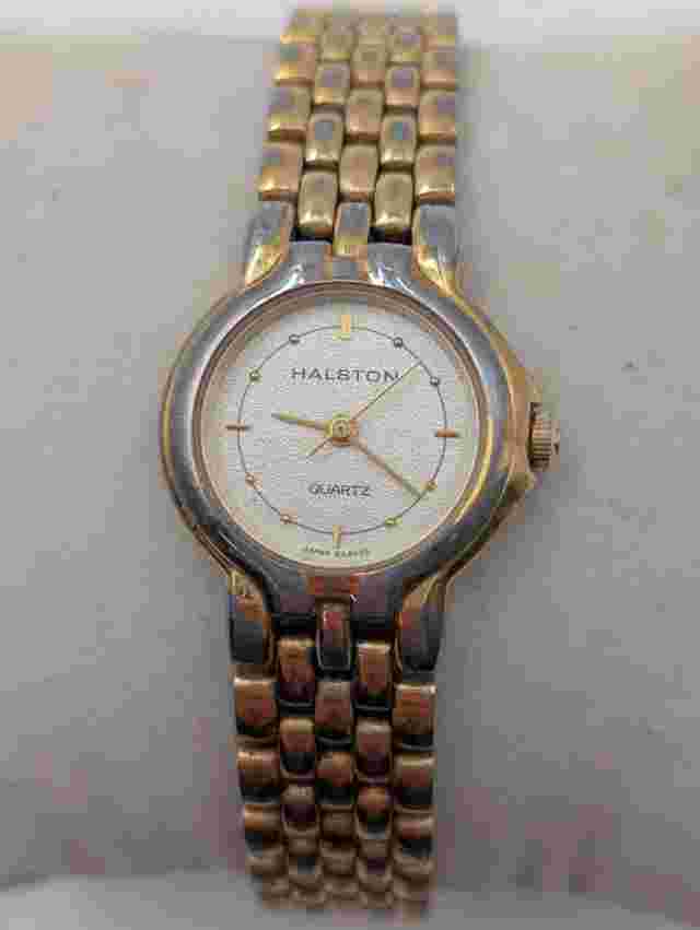 Halston Ladies Wristwatch Dual Tone Silver/Gold Analog Quartz Watch - Untested!