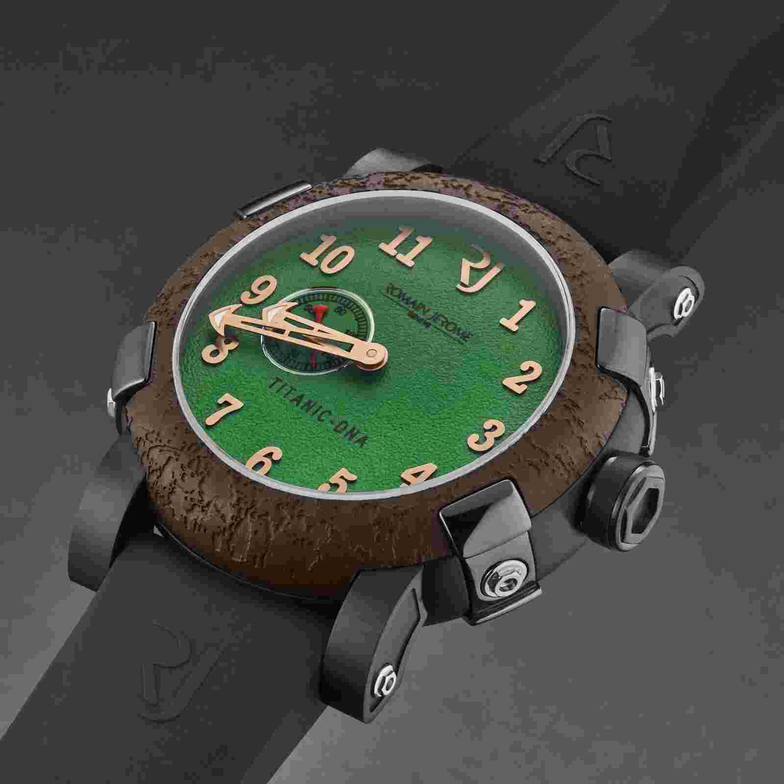 Romain Jerome Mens 'Titanic' Green Dial Black Rubber Strap Watch RJ.TI.AU.603.20