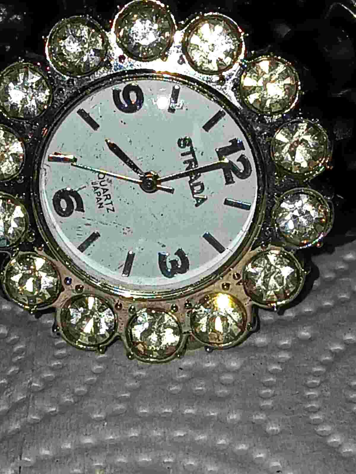 Strada Quartz Ladies Attractive Wrist Watch