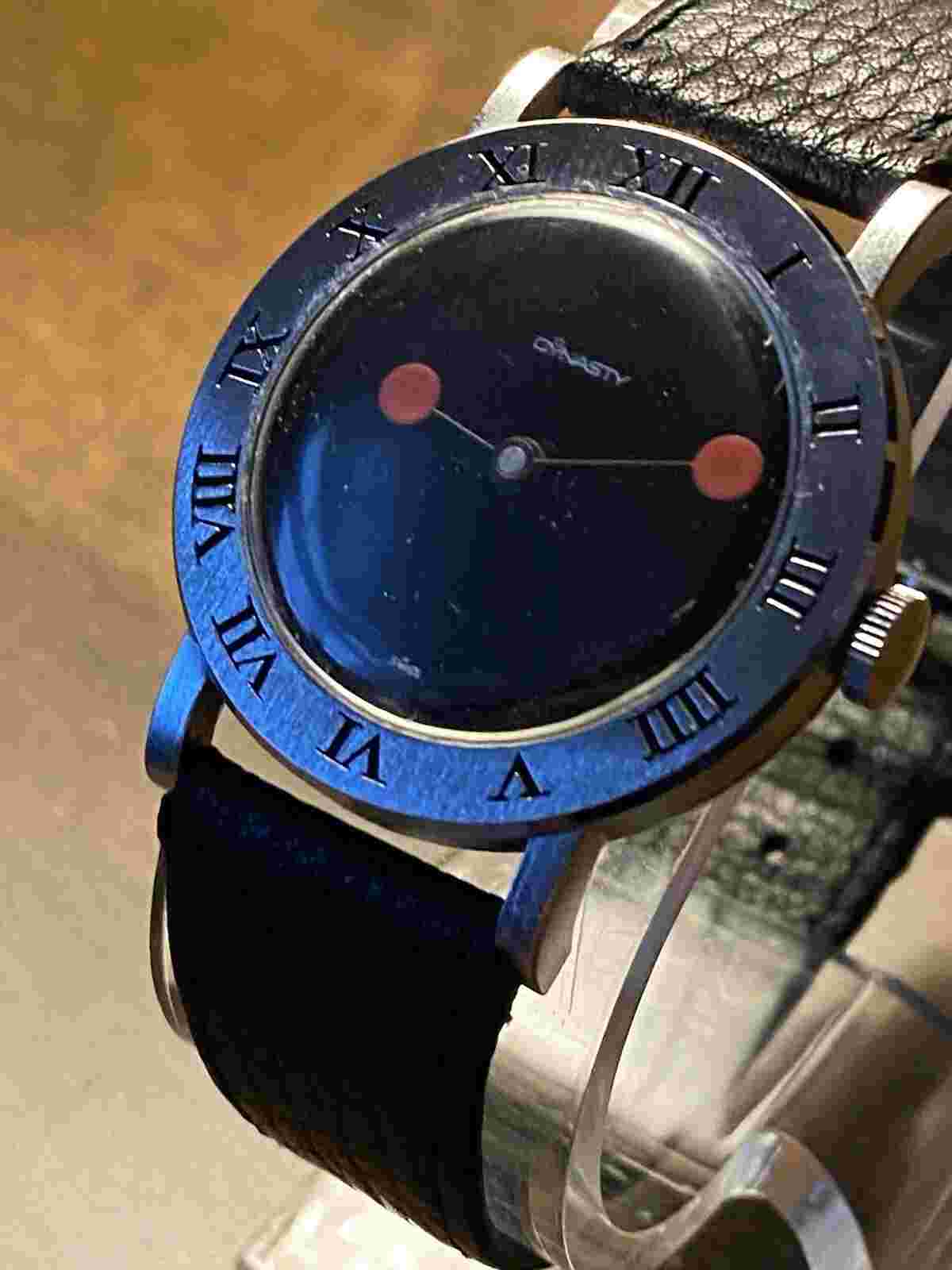 Vintage Dynasty Roman Numeral Bezel Cool Hands Mechanical Wind