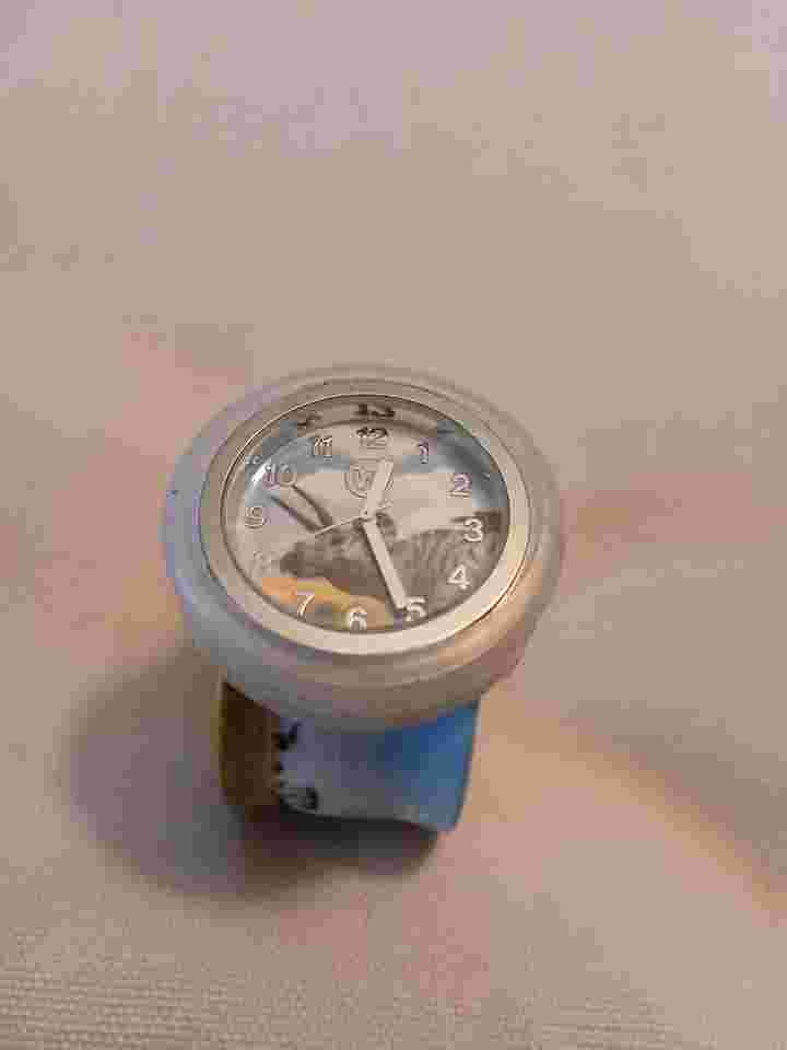 watchitude Slap Bracelet watch Dinosaur Jurrasic Quest Triceratops 3 Horn