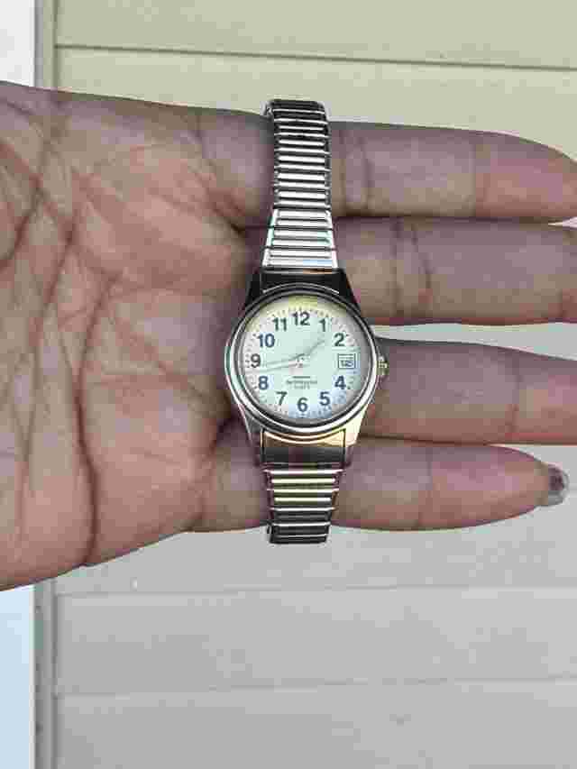 Vintage MZ Berger Gold Tone Stainless Steel Women Flex Band Wrist Watch WS16