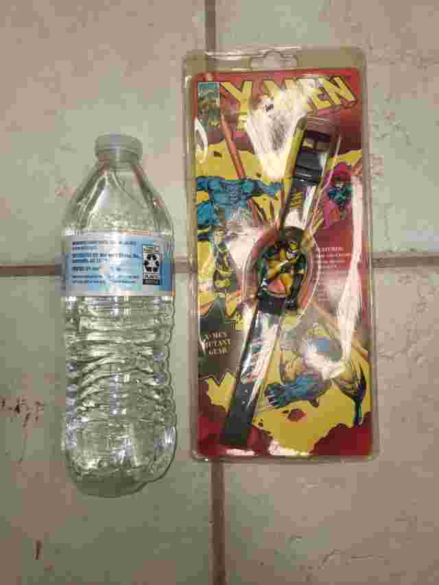 1994 Marvel X-men Comics Mutant Gear Wolverine Quartz Wrist Watch 941 MIP