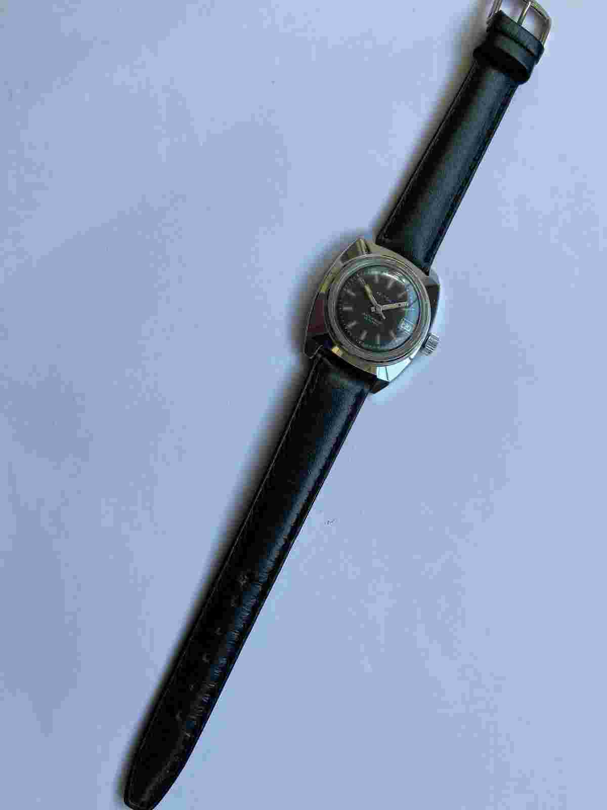 VINTAGE WOMEN'S WATCH KELTON VERY RARE TOP  ANTIMAGNETIC 25 METERS FRANCE TIMEX