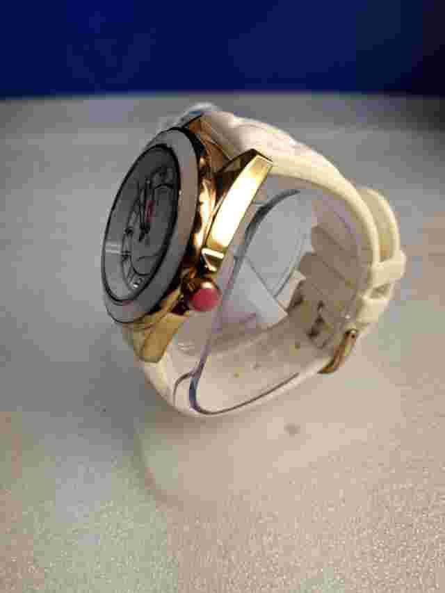 Betsey Johnson Quartz Women's watch
