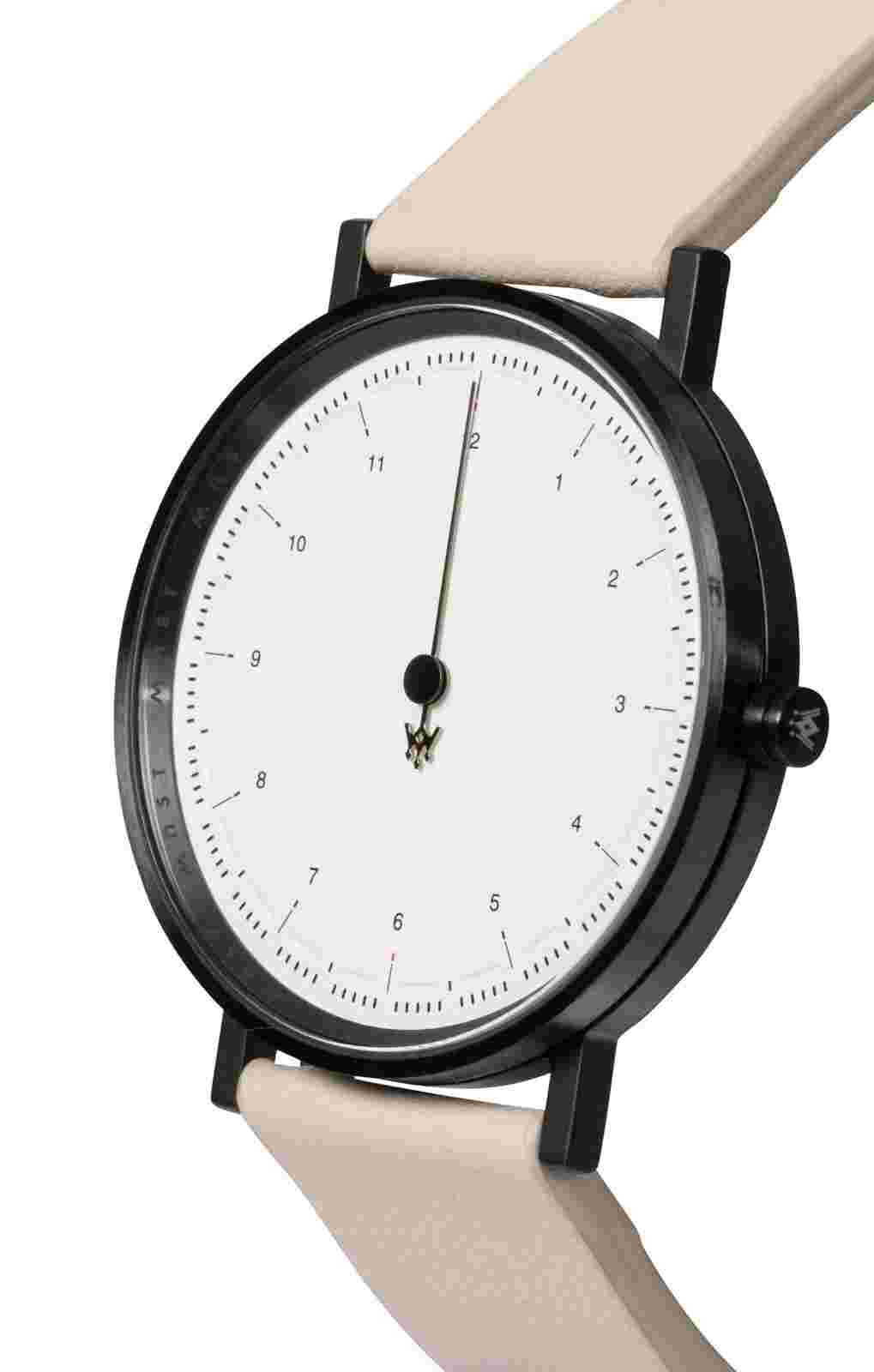 MAST Milano CFO Dark BS12-BK502M.WH.17I Man Single-hand Quartz Watch