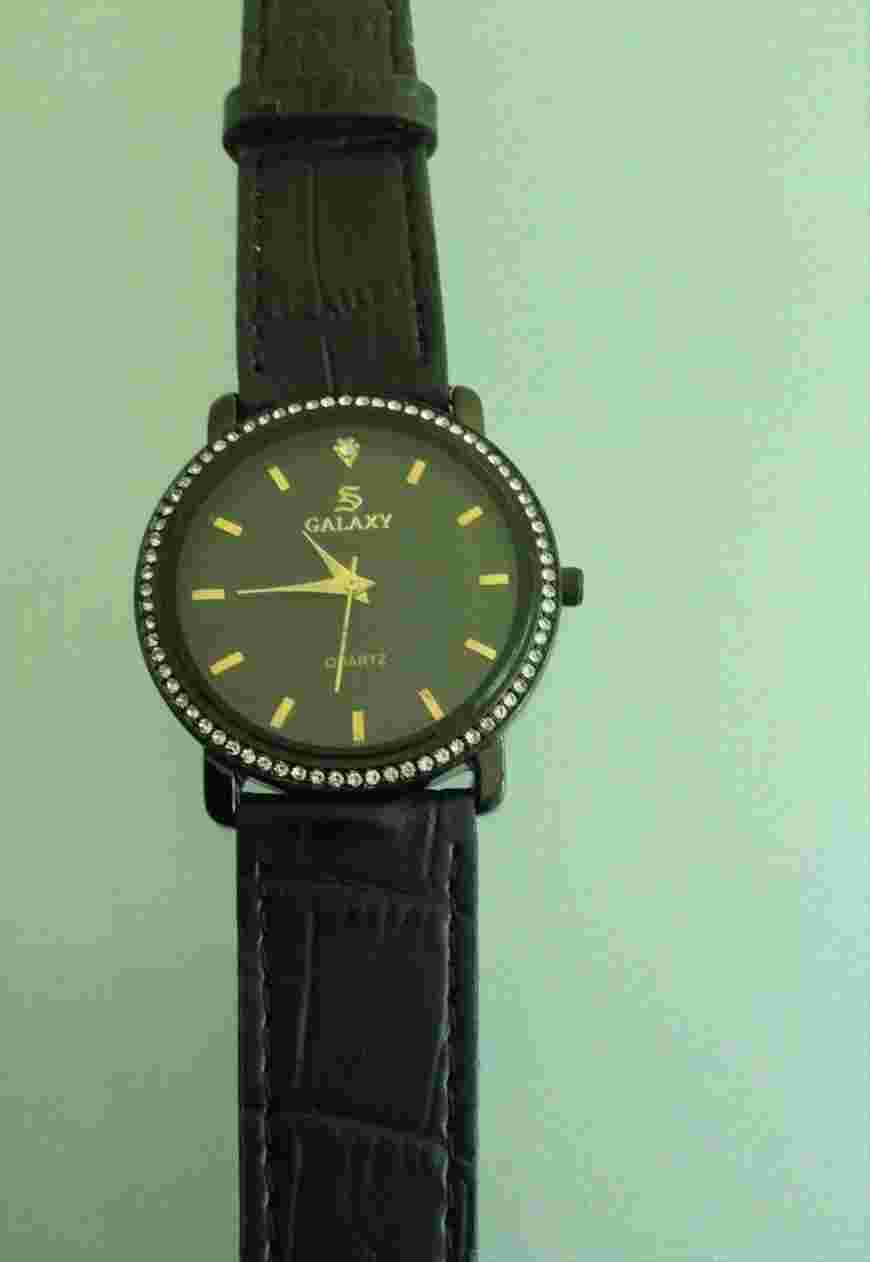 Galaxy Ladies Watch Black Face Black Strap Quartz New Condition