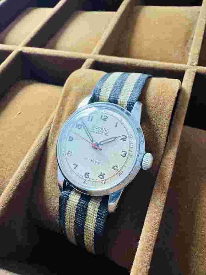 Vintage Rodana Incabloc Military Pilot Aviation WW2 Era Watch - Beautiful Patina