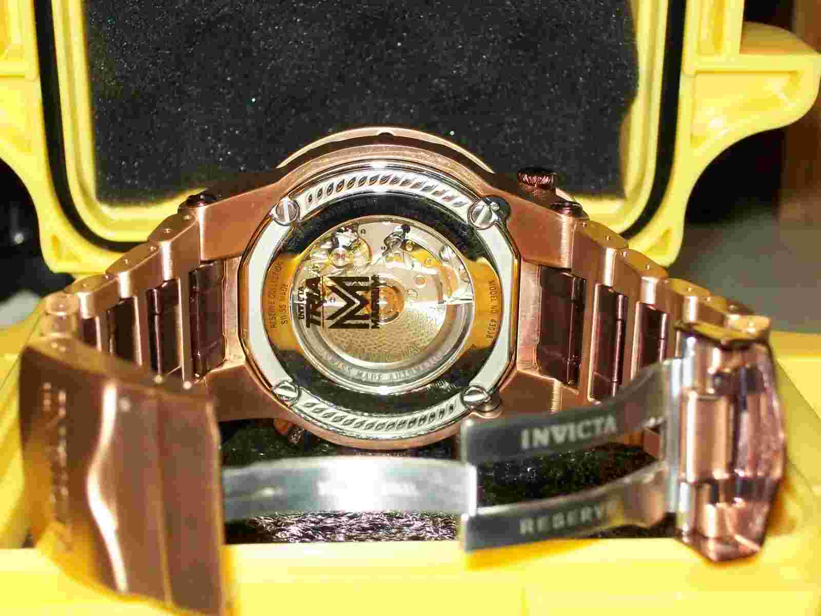 INVICTA RESERVE MAGNUM TRIA SWISS MADE SELLITA SW 500 CALIBER MODEL 43038