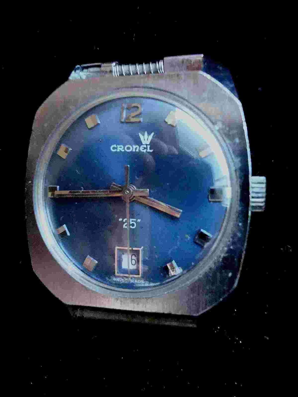 MEN'S VINTAGE CRONEL "25" BLUE DIAL DATE MODEL WRISTWATCH