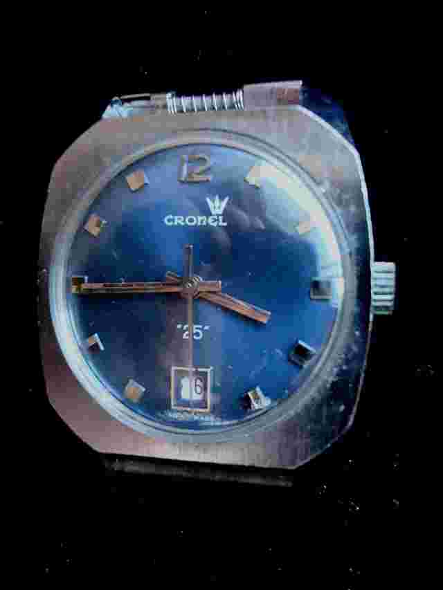 MEN'S VINTAGE CRONEL "25" BLUE DIAL DATE MODEL WRISTWATCH