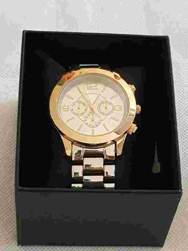 Beautiful Boxed Asos Ladies Quartz Watch Working