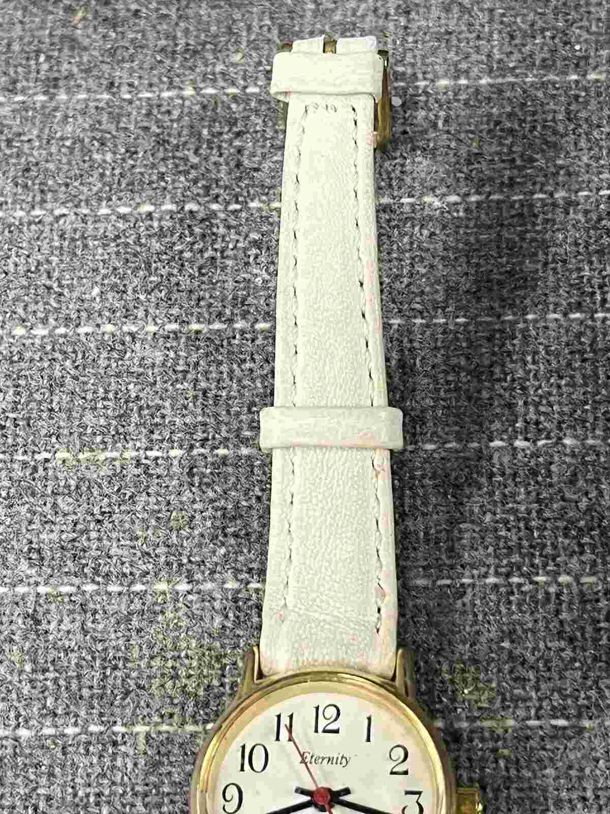 Eternity White Leather Band Quartz Ladies Watch Wristwatch Nice Timepiece