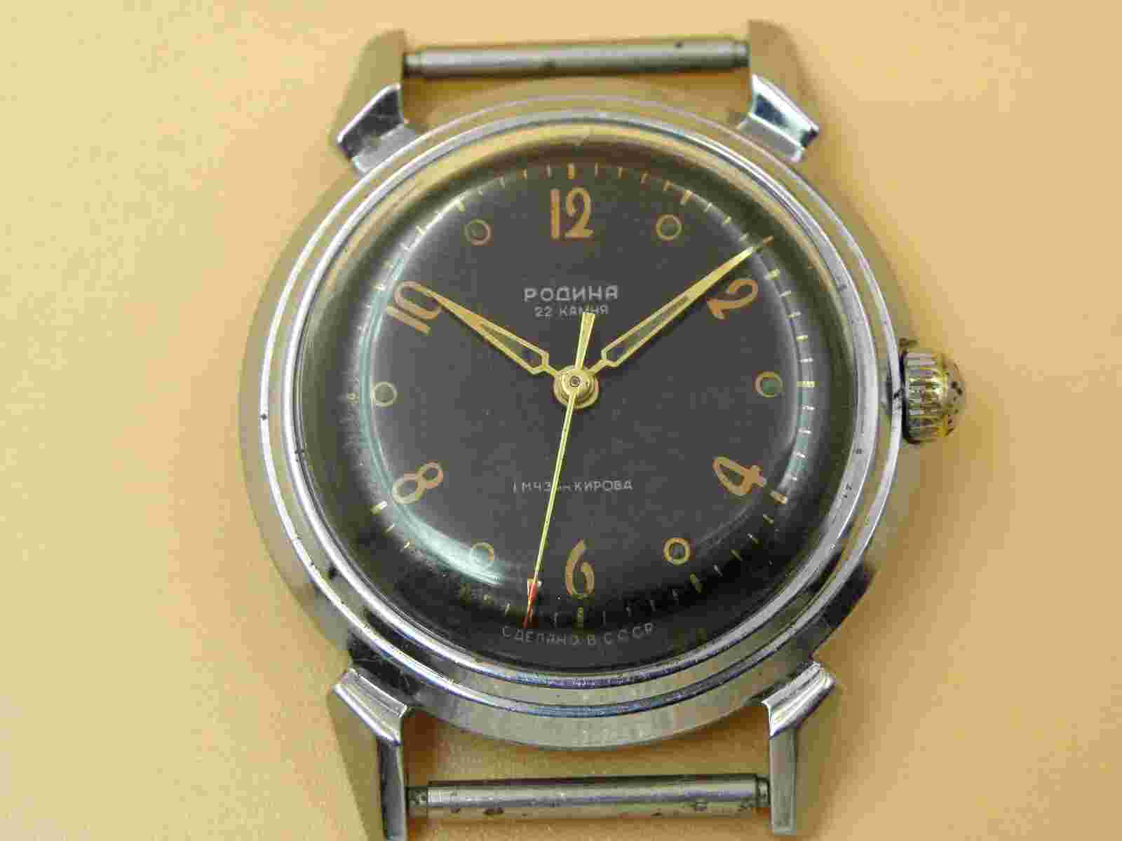 Rare Soviet Russian First Automatic watch Rodina Black dial 1MCHZ KIROVSKIE