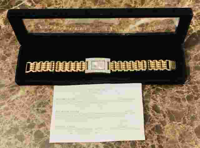 White Diamonds Watch Elizabeth Taylor Gold Color Band Japan Movement Quartz NEW
