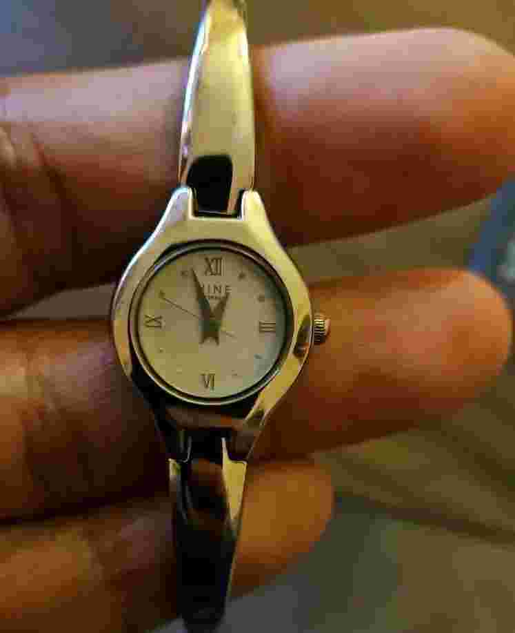 nine & company womens wrist watch silver tone roman numerals