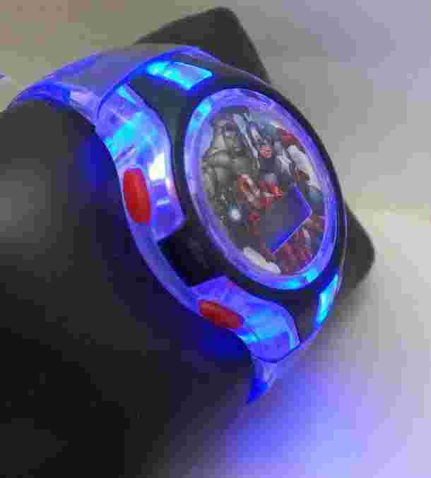 Disney Boy's Avengers AVGKD16012LS  Plastic Quartz Fashion Watch-H54