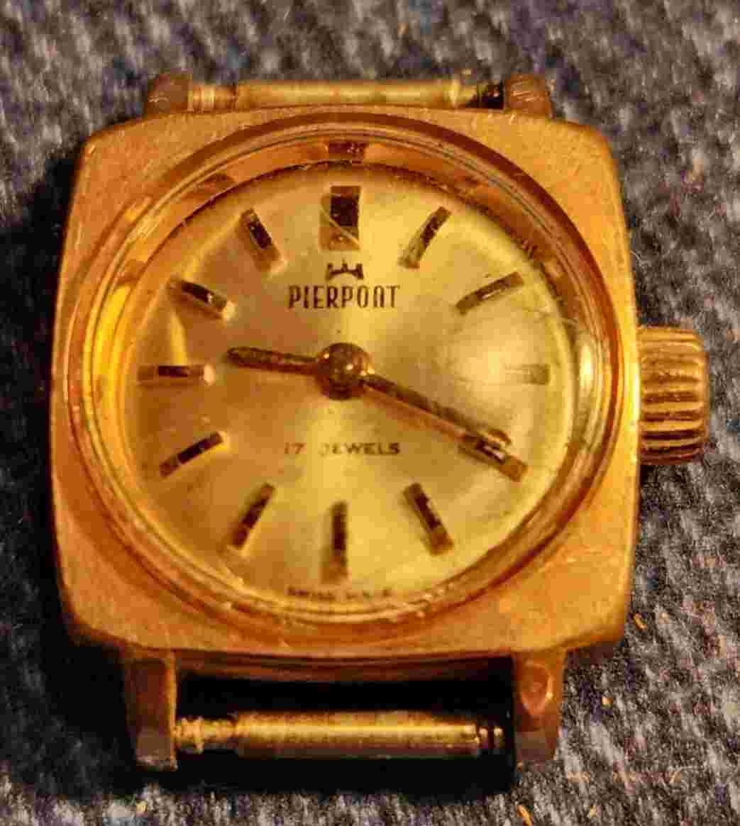 Vintage Ladies Pierpont Manual Wind Wristwatch 17 Jewels Swiss Made RUNS