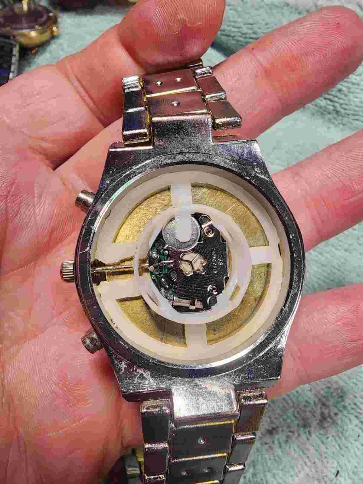 HABAND SILVER TONE CHRONOGRAPH WATCH NEW BATTERY Works Silver Gold Tones