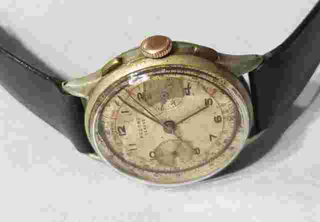 Vintage Swiss Authentic Record (Rolex Company Made) Men's Chrono Winding Watch