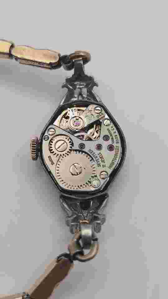 Vintage LEGANT Montgomery Ward Co Womens Watch 17 Jewels Swiss Keeps Time