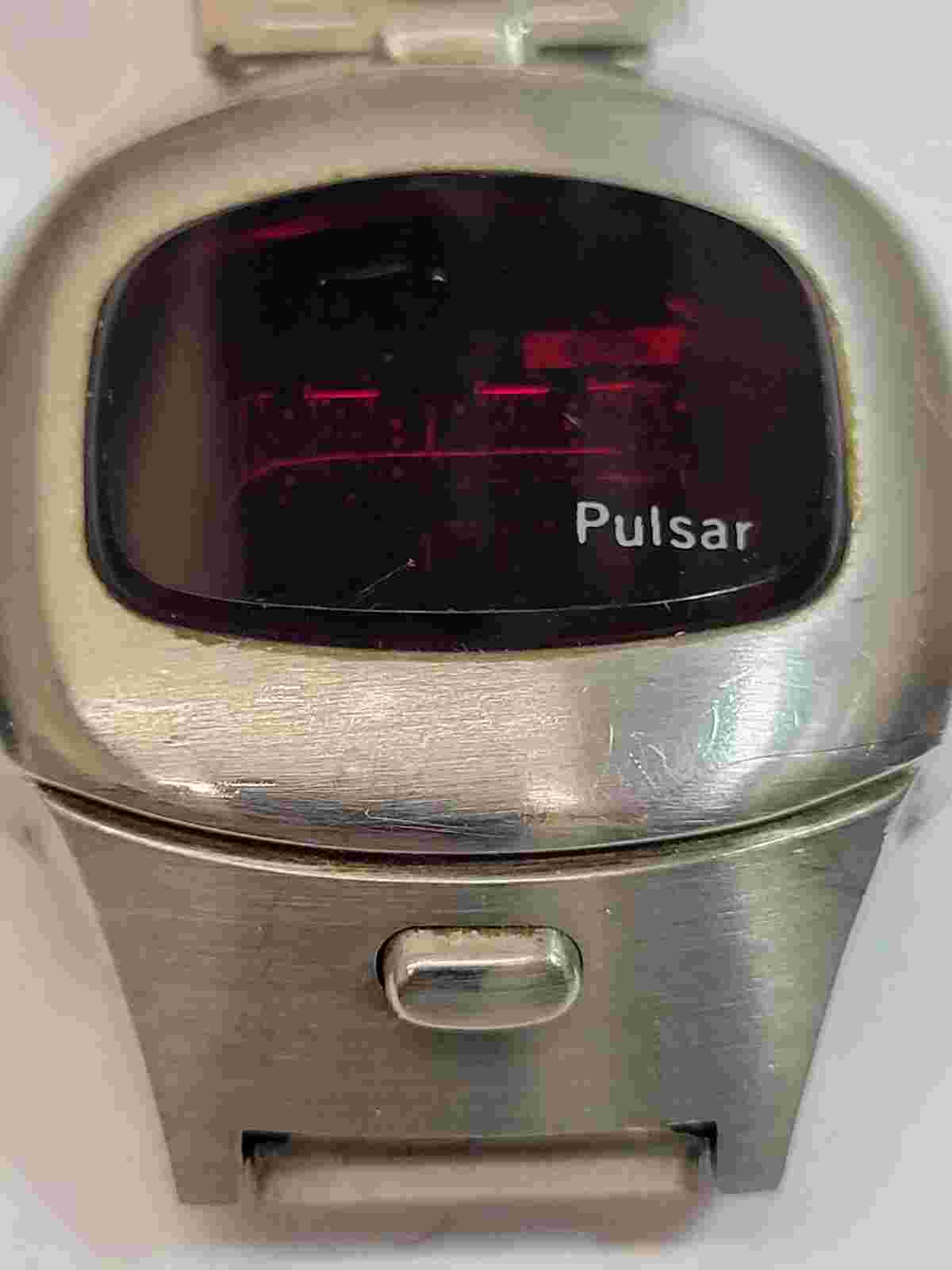 Pulsar P4 Executive Digital Very RARE No Magnet Vintage Stainless Steel