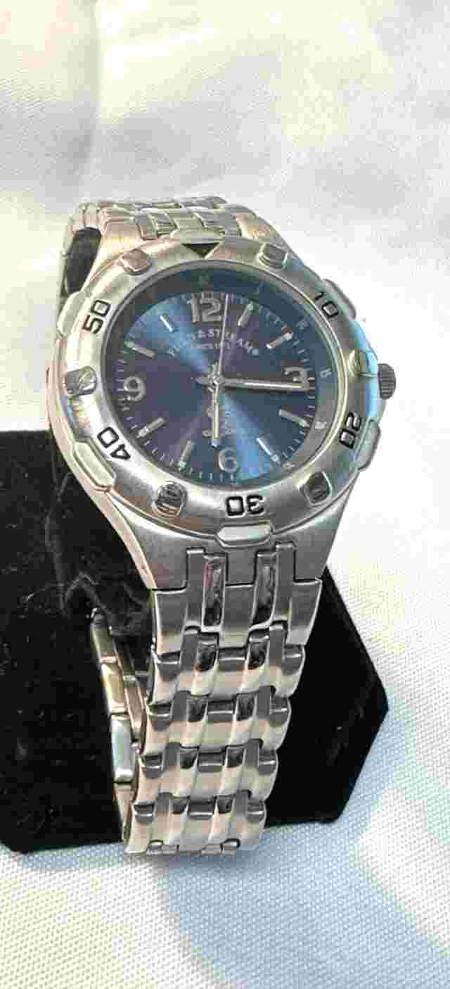 Men's Field & Stream Watch  Case Black Dial Quartz  Bracelet Band, New Battery