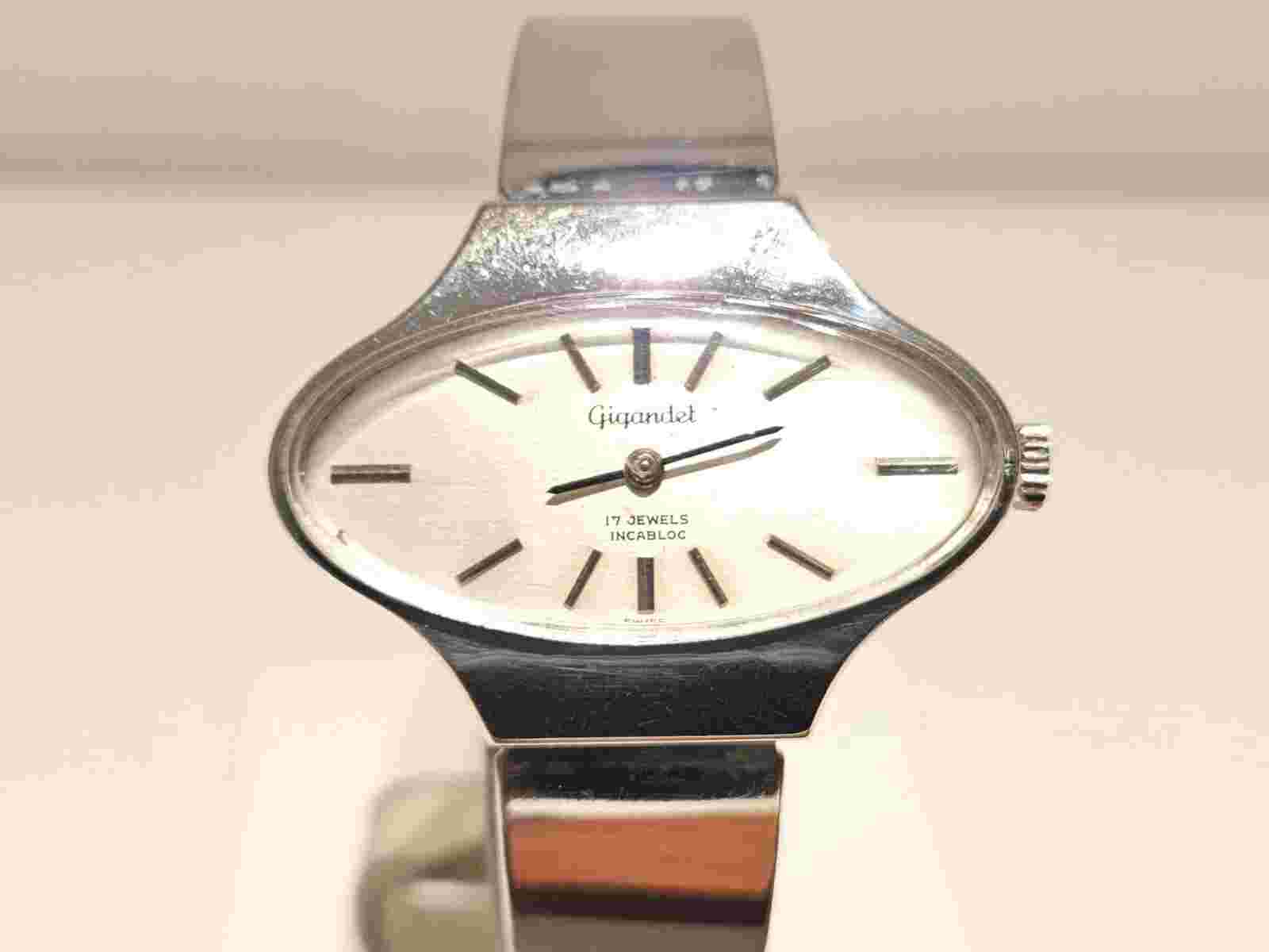 VINTAGE RARE LUXURY SWISS OVAL LADIES CHROME WATCH BRACELET"GIGANDET"17J