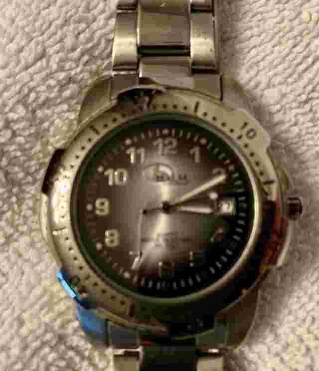 Vintage Bum Equipment Date Quartz Watch V-360 Black/Gray Dial with New Battery