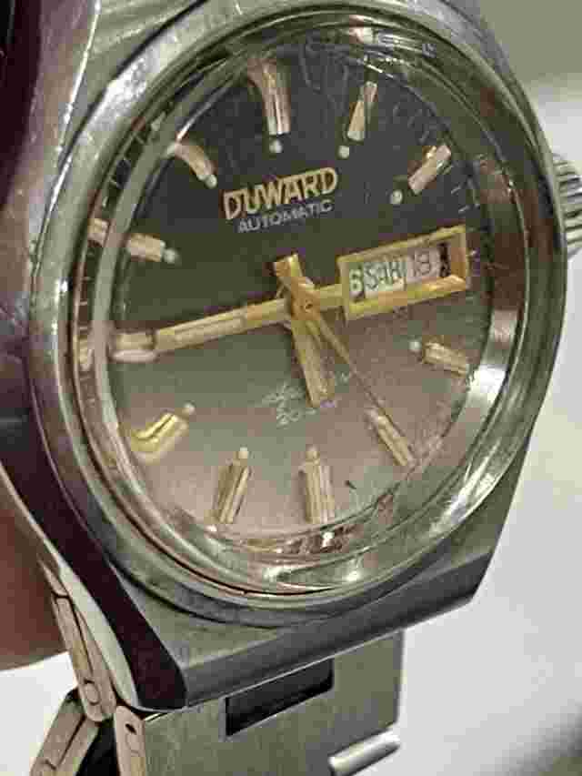 Vintage Duward Aquastar Diver 200M for women